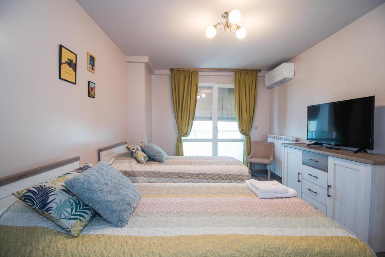 Happy Town Apartments Veliko Tarnovo Exterior photo