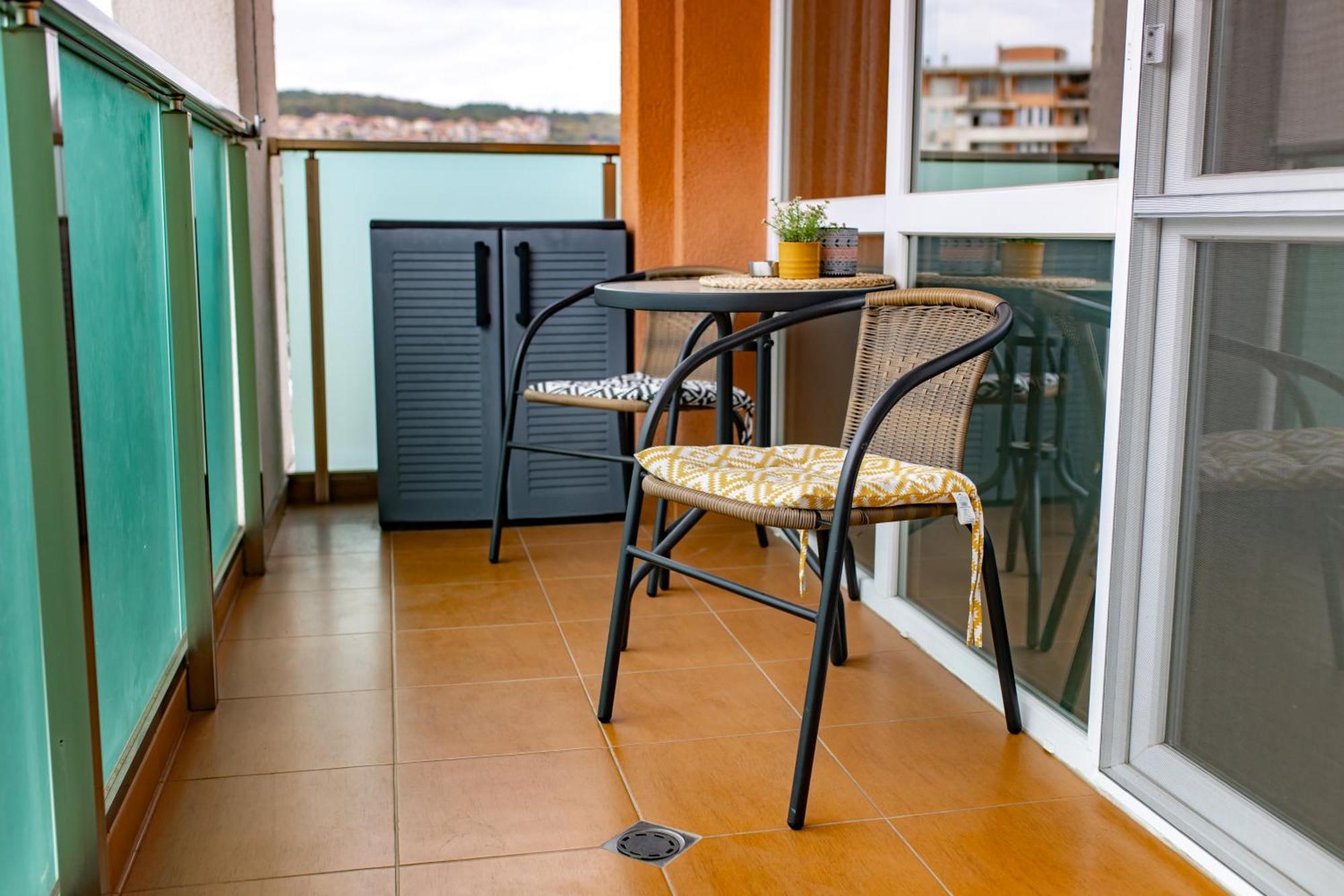 Happy Town Apartments Veliko Tarnovo Exterior photo